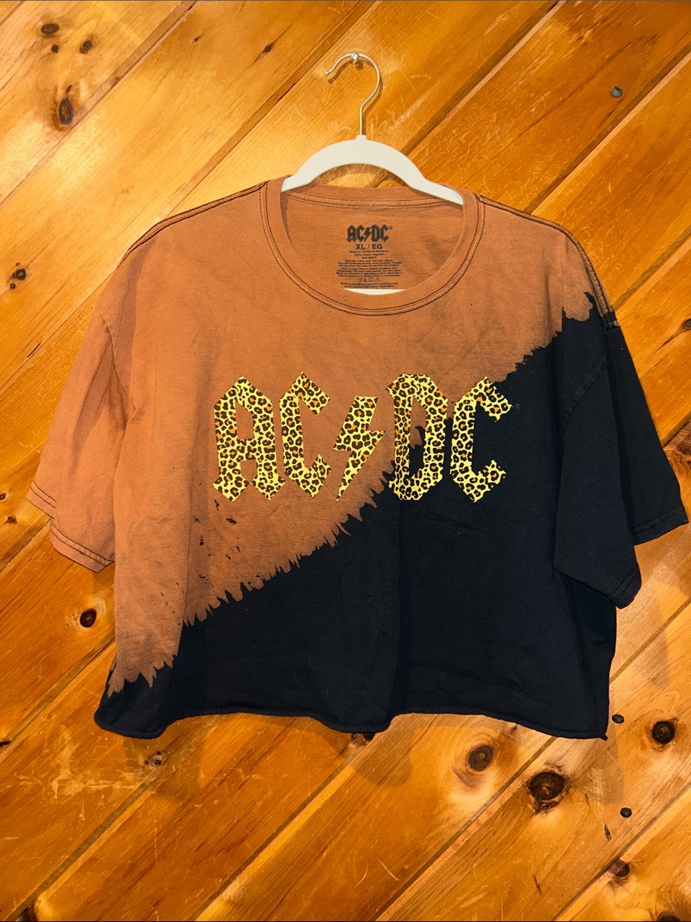 AC/DC cropped brown & black tie dye w cheetah letters shirt